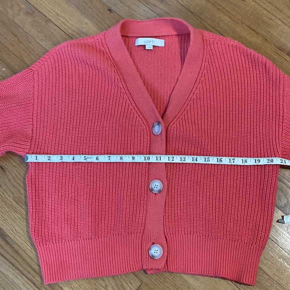LOFT Cable Knit Cropped Cardigan - Picture 5 of 7